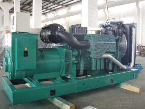 佛罗镇便携静音：租赁无声发电机组，便携式解决能源需求